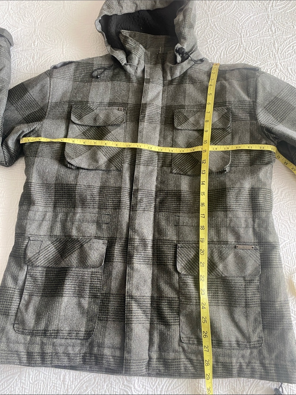 Billabong’s Men’s Gray Plaid Hooded 4 Pocket 1 inside Jacket With Adjustable Fit - Picture 15 of 15